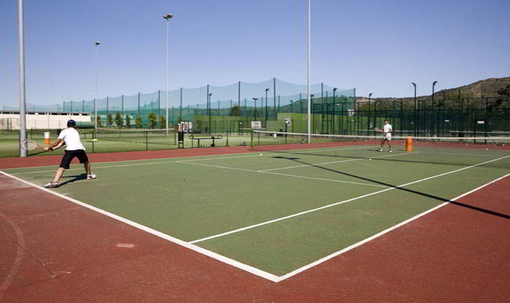 Momo Sport Club Club Deportivo En Alcalá De Henares